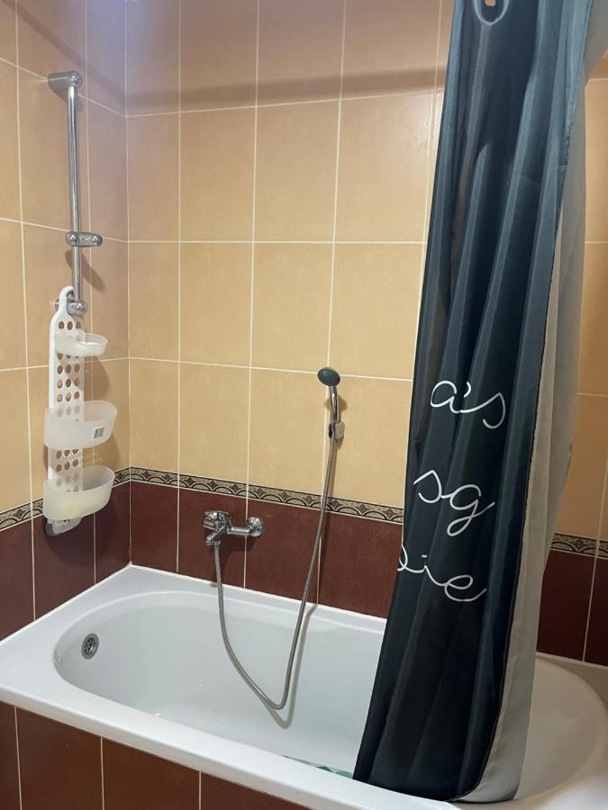 Apartment Orchid 021 โนวีซาด ภายนอก รูปภาพ
